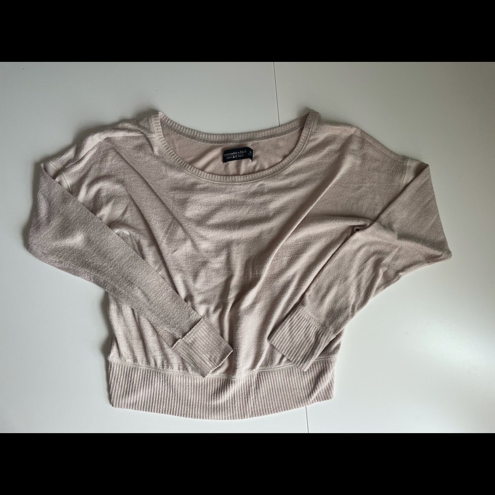 A&F Scoop neck Top, M